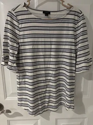 Ann Taylor Factory Striped Knit Top‎ Ruffle Sleeve Casual Everyday Size M thumbnail 1