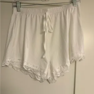 NWOT Large Shein White Pajama Set thumbnail 4