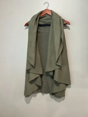 Green shawl wrap top thumbnail 1