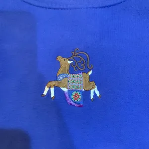 merry & bright reindeer pullover Size M thumbnail 4