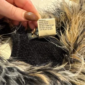 Elizabeth New York Tan Black Fuzzy Collar Rare Vintage Sweater Top Small thumbnail 7