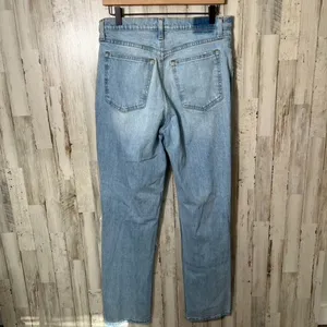 Abercrombie & Fitch 90's Straight Ultra High Rise Jeans Womens 30/10R Distressed thumbnail 5