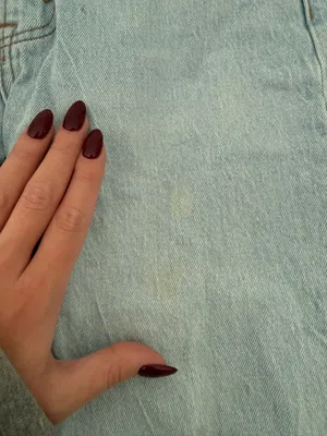 Abercrombie High-Rise Jeans thumbnail 2