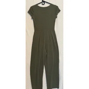 Hollister Women's Green Solid V-Neck Short Sleeve Pullover Jumpsuit S thumbnail 6