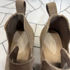 TOMS Kelsey Wedge Booties 6.5‎ Taupe Suede V-Cut Ankle Boots 10016174 thumbnail 6