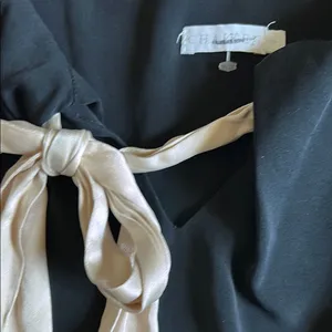 Camisole Black Cream Tie Front Size undefined thumbnail 3