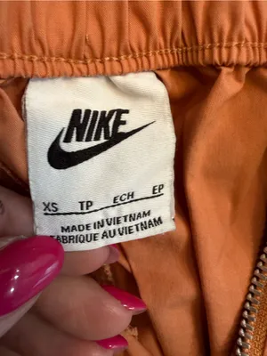 Nike Sportswear Collection Woven Trouser Pants thumbnail 3
