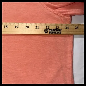 Carhartt Long Sleeve V-Neck Graphic‎ T-Shirt Women XXL Coral Studded Logo Casual thumbnail 4