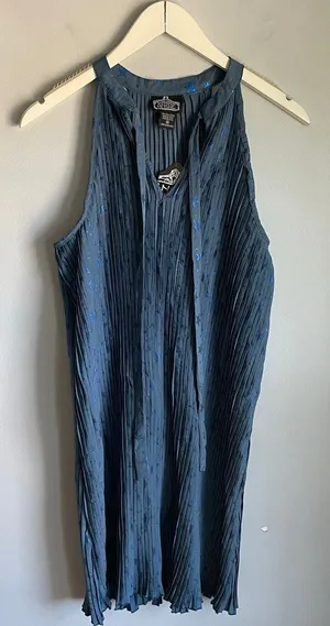 Angie NWT Slate Blue Star Print Pleated Sleeveless Dress Size M Boho Twee thumbnail 1