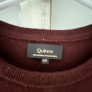 Quince Mongolian Cashmere Crewneck Sweater Rich‎ Burgundy Maroon Women's XS thumbnail 3