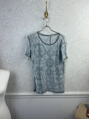 Free People Blue Gray Vintage Wash Short Sleeve Tee - Size - XS thumbnail 2