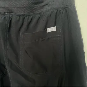 FIGS Yola Free X Lined Scrub Pants Black STYLE W23SW2007T Size Small Tall thumbnail 11