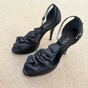 Nina Elga Black Satin Ruffle Platform Peep-Toe Stiletto Heels 7 thumbnail 3