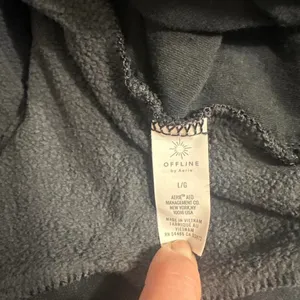 S205. Offline by Aerie black hoody long sleeve top Size S thumbnail 3