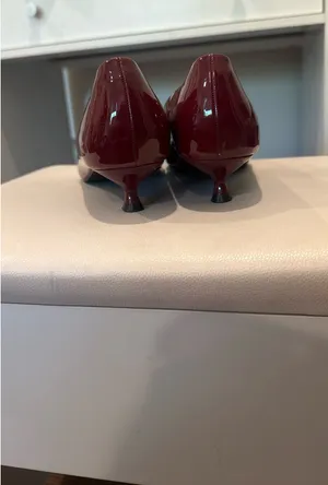 & Other Stories Burgundy Patent Leather Kitten Heels thumbnail 5