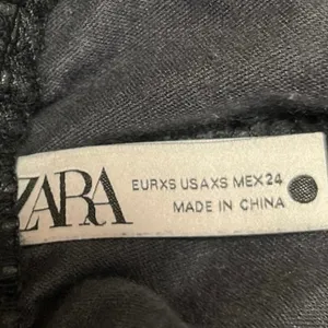 Zara Women Black Faux Vegan Leather High Rise Drawstring Jogger Trouser Pants XS thumbnail 4