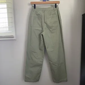 Aritzia Sunday Best 2 Barrel Relaxed Straight Pants Mid Rise Sage Green Spring thumbnail 2
