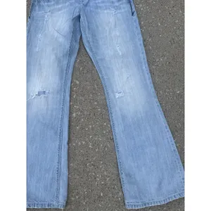 Madison Denim Women's Low Rise Flare Leg Distress SZ 7/8 Dark Stitch Embroidery‎ thumbnail 4