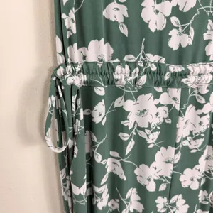 Baltic Born Margaux Wide‎ Leg Cinched Waist Dusty Green Floral Jumpsuit Small thumbnail 5