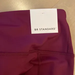 BNWT banana republic BR Standard leggings in purple size M thumbnail 3