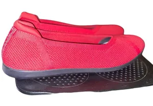 Clarks red loafers size 8.5 thumbnail 1