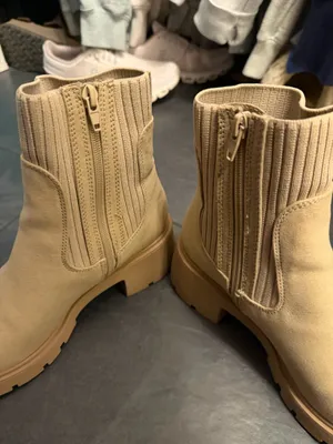 American Eagle Chunky Boots thumbnail 7