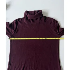Uniqlo Heattech Fleece Turtleneck Medium Burgundy thumbnail 6