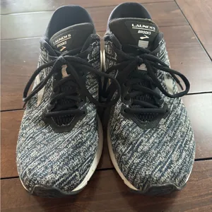 Brooks Launch 5 Women’s Size 10 Shoes Black Running Fabric Sneakers thumbnail 1