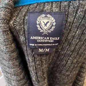 American Eagle‎ Cardigan Sweater thumbnail 5