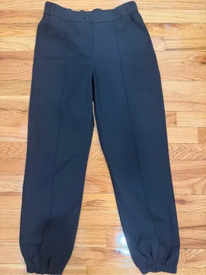 Lululemon Women's Black Warpstreme Cuffed Jogger Pants size 27 thumbnail 1