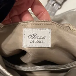 Genna de Rossi silver handbag tons of pockets animal print details GUC thumbnail 3