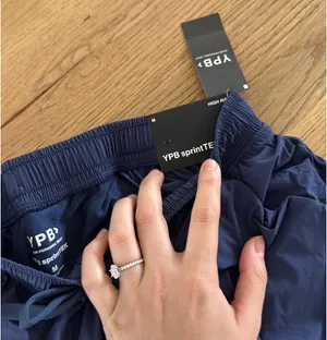 YPB Abercrombie sports bra and shorts thumbnail 8