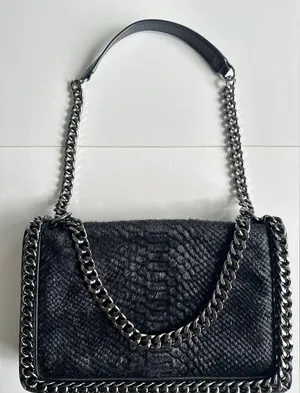 ZARA BLACK CHAIN EMBOSSED BAG thumbnail 6