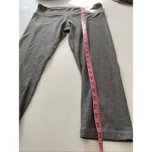 Lululemon Gray Cropped Leggings Size 10 Athleisure Activewear Yoga Pants thumbnail 6