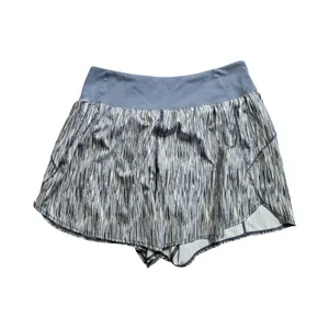 Spanx Get Moving‎ High Rise 4" Athletic Shorts Size: L thumbnail 2