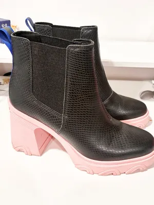 Sorel Black Pink Chelsea Boots Size 10 Brex Chunky Heels‎ thumbnail 3
