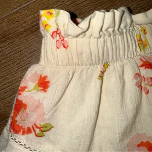 Aerie Rock 'n' Ruffle Skort Cream Floral Skort with Ruffles thumbnail 9