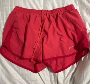 Nike Shorts thumbnail 1