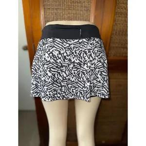 lululemon tennis skirt thumbnail 2