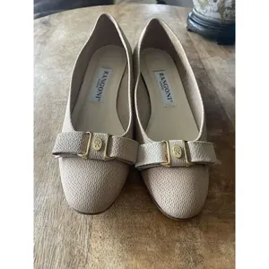 Rangoni Of Florence Italy women Size 6.5 leather Fabrics Bow Tie pump Shoes thumbnail 8