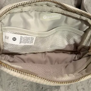 Lululemon Everywhere Belt Bag 1L Corduroy White Opal Gold Hardware Crossbody thumbnail 5