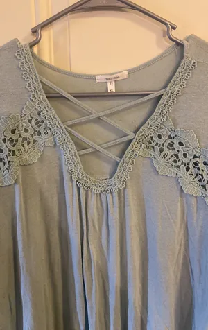 Maurice’s long sleeve criss/cross Shirt thumbnail 3