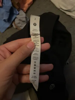 Lululemon Tank Racerback Built-In Bra Black thumbnail 2