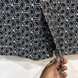 Talbots Black White Geometric Pencil Skirt Size 6 Pockets Career Office thumbnail 4