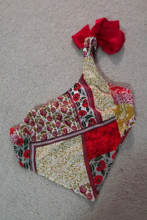 One Shoulder Patterned Crop Top Red thumbnail 3