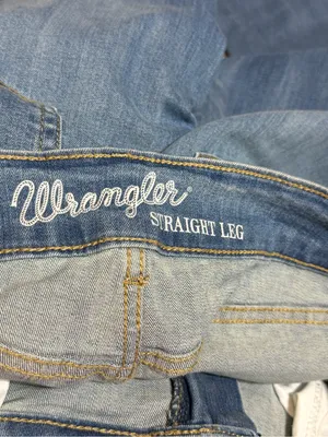 Wrangler Women's Straight Leg Jeans in Light Blue Denim thumbnail 5