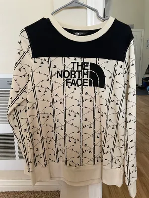 The North Face Sweater thumbnail 1
