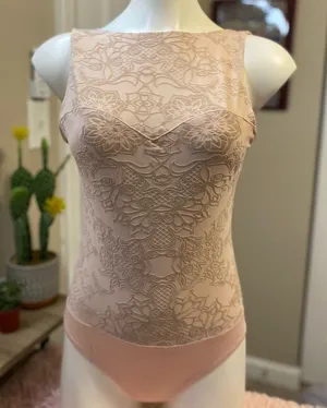 Fourteenth Place Bodysuit Womens Small Nude Pink Lace Illusion Low Open Scoop Ba thumbnail 1