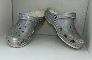 Crocs Classic Glitter II Clog Shoe 'Silver' Size Men's 4 /Women's 6 thumbnail 2