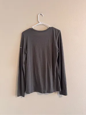 Columbia Gray Long Sleeve Mountain Logo Tee with Gold Accent thumbnail 4